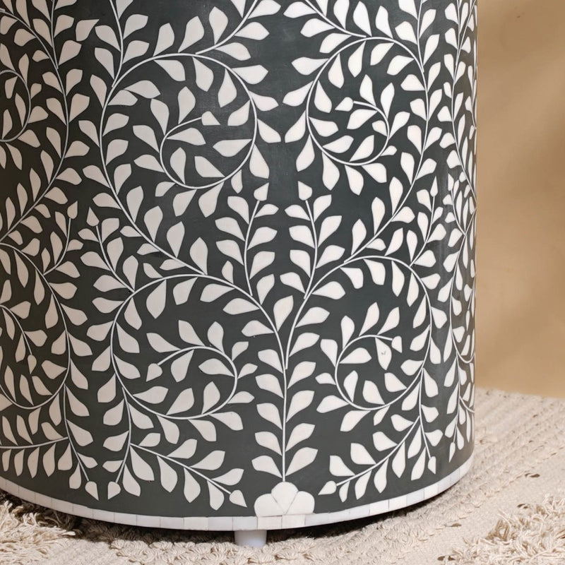 Leafy Vine Round Side Table