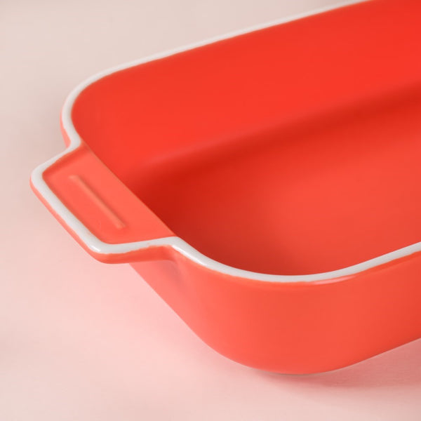 Baking Pan With Handles