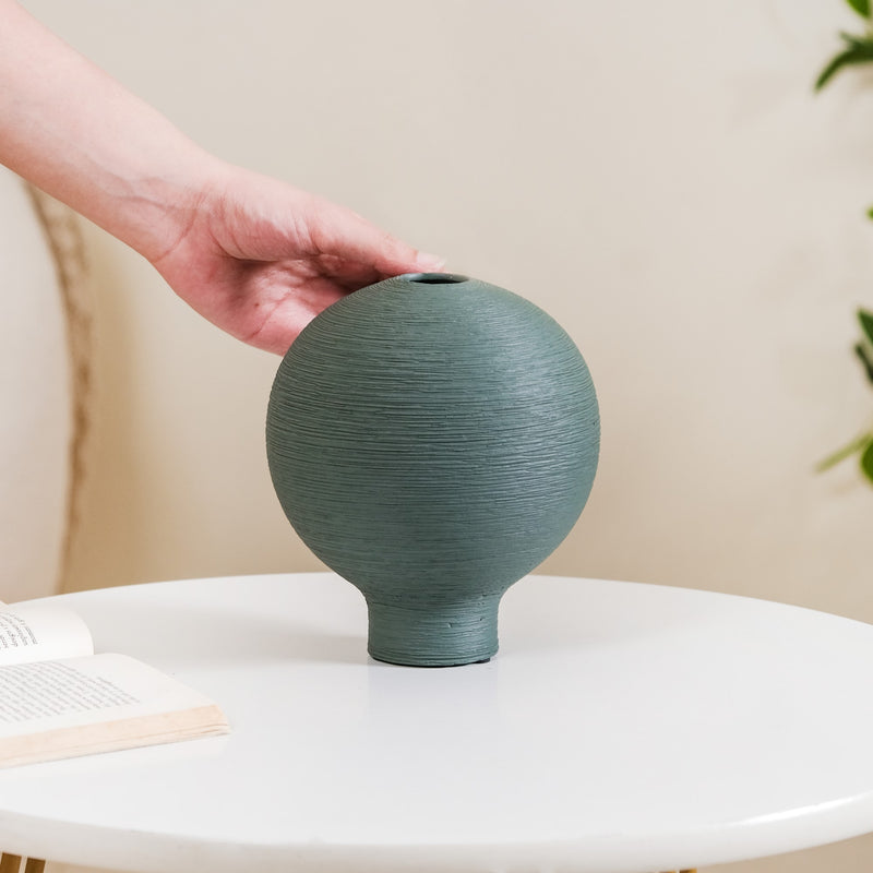 Ceramic Elegance Handcrafted Vase- Ceramic Elegance Vase, Handcrafted Decorative Vase, Elegant Ceramic Vase, Handcrafted Vase Decor