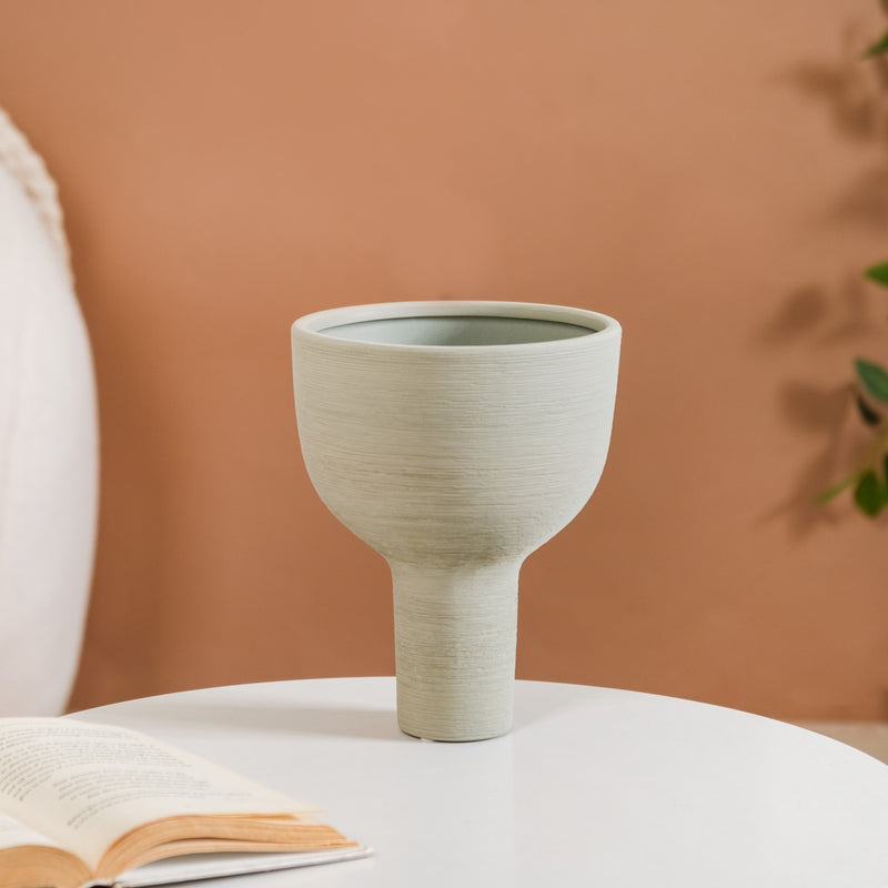 Flambeau Inspired Decorative Vase- Flambeau-Inspired Vase, Decorative Flambeau Vase, Elegant Vase Design, Flambeau Decor, Artistic Decorative Vase