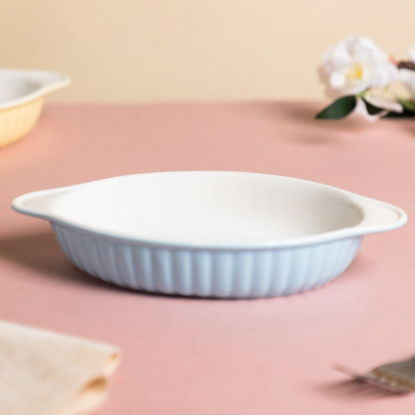 Blue Muffin Oval Baking Plate 6 Inch