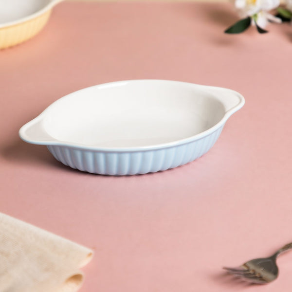 Blue Muffin Oval Baking Plate 6 Inch