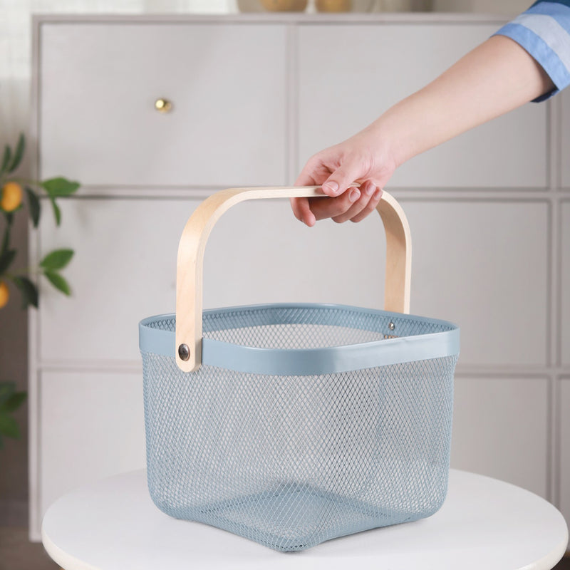 Metal Mesh Fruit Basket With Handle