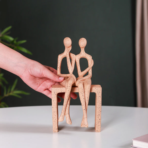 Couple On A Bench Showpiece