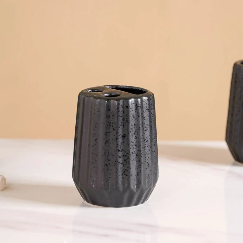 Ribbed Ceramic Bathroom Set Of 3