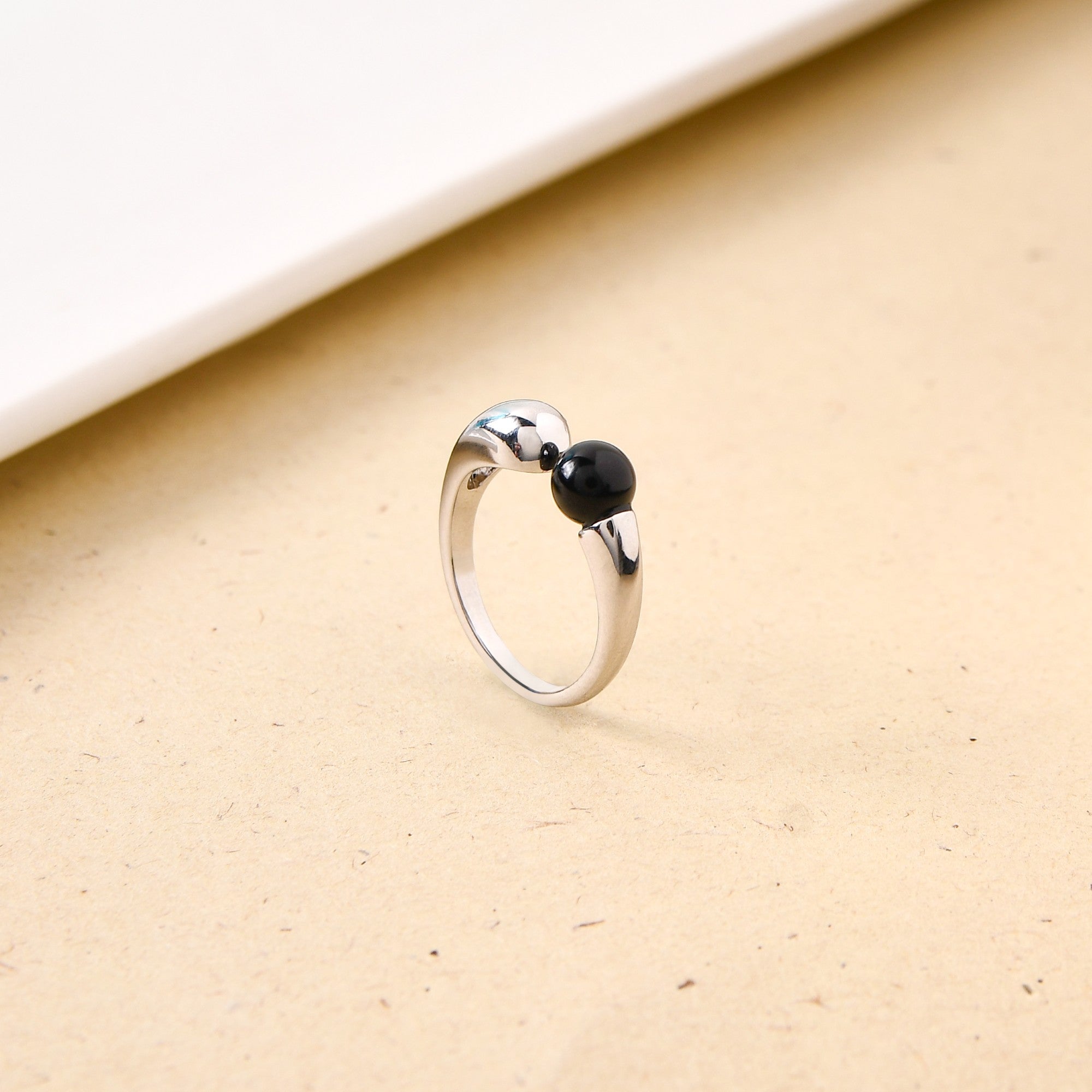 Ring Online Premium Black Stone Silver Ring Nestasia