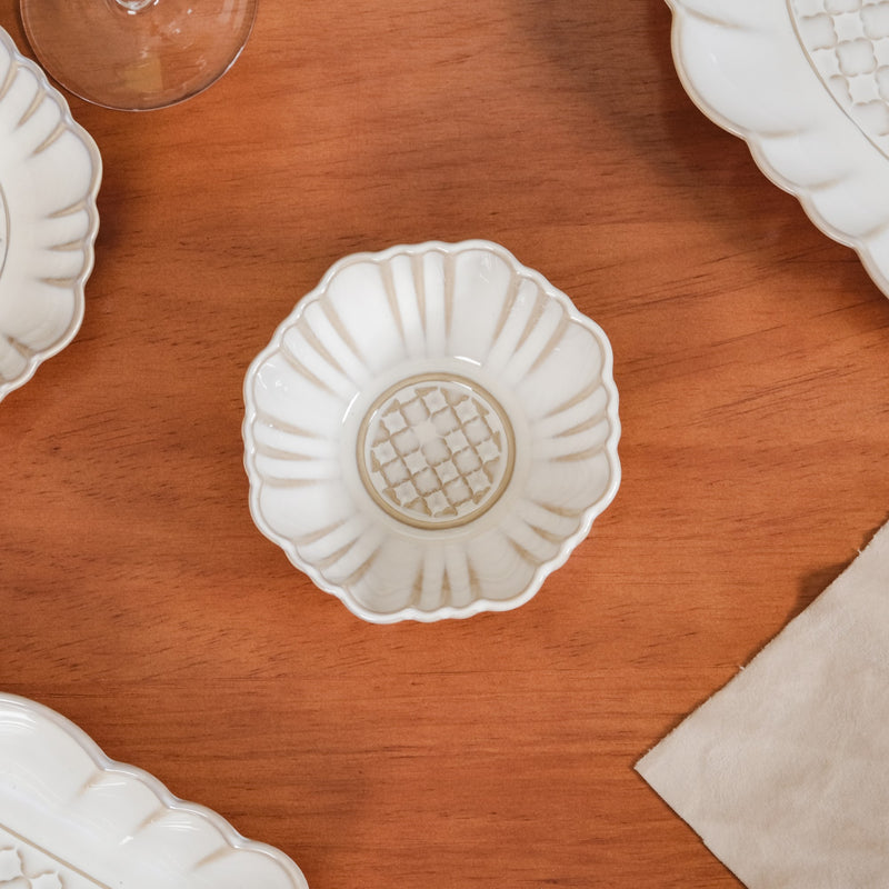 White Moroccan Art 28-Piece Dinner Set For 6