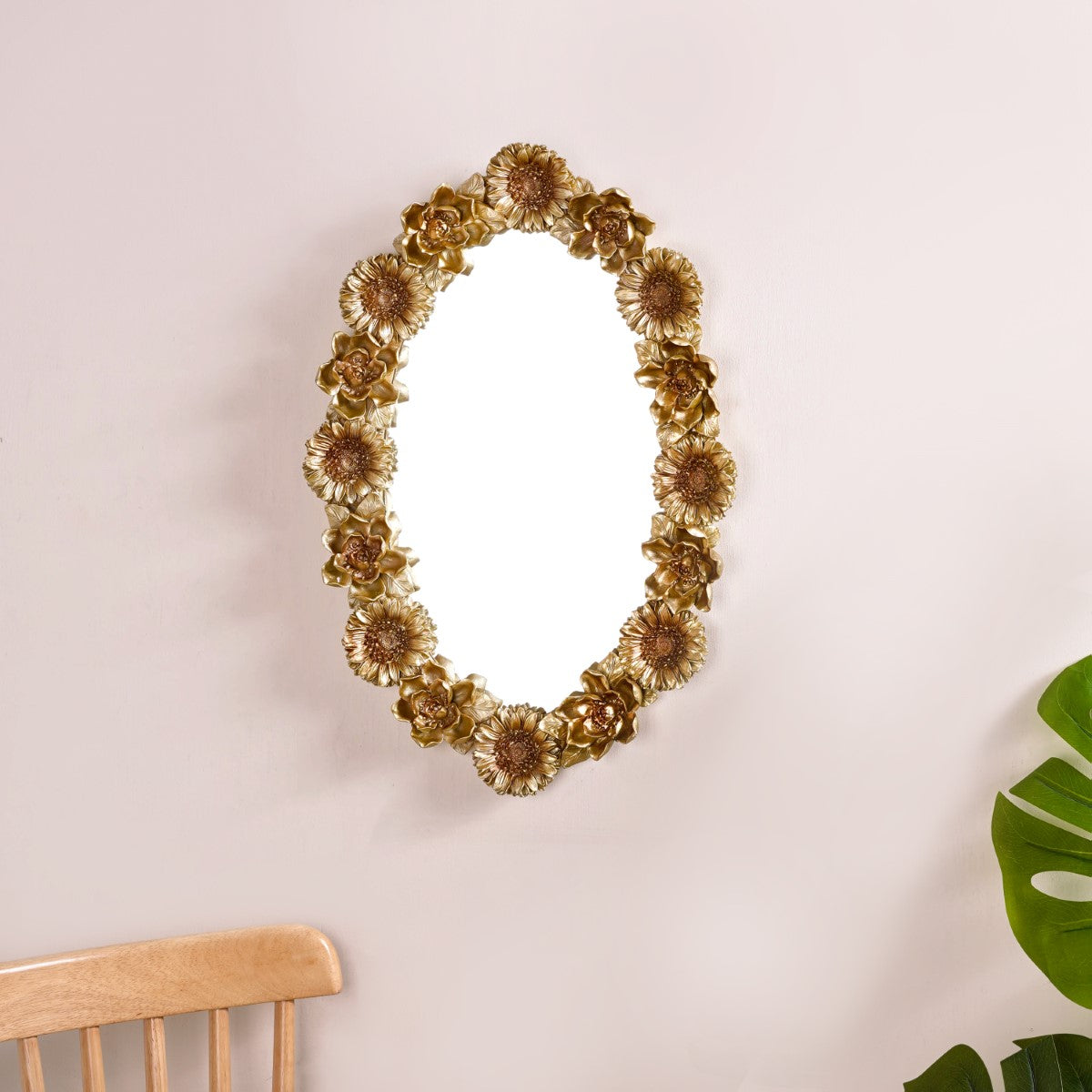 Floral Decorative Wall Mirror Gold
