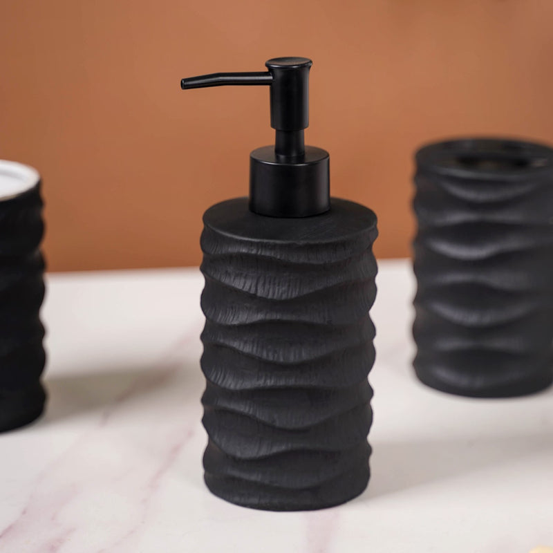 Black Wave Textured Bath Accessory Set Of 3