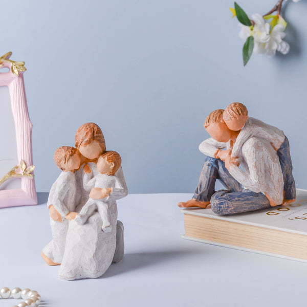 Parent and Child Showpiece