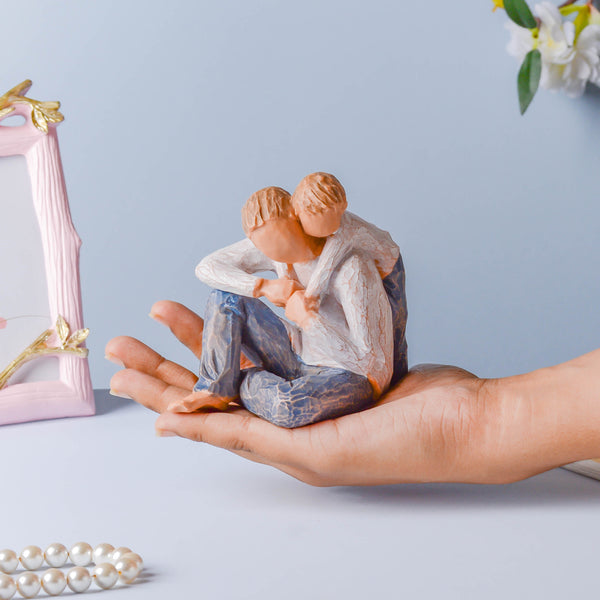 Parent and Child Showpiece