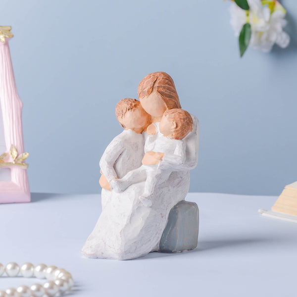 Parent and Child Showpiece