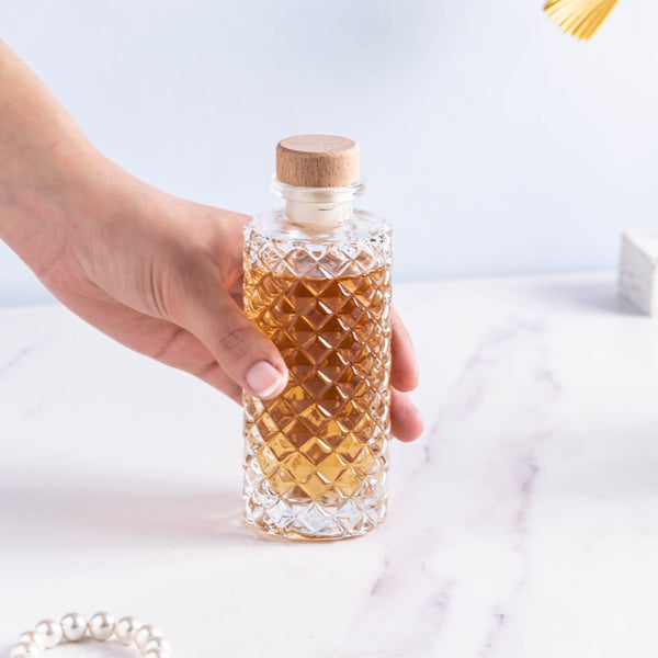 Long Rhombus Textured Decanter Bottle
