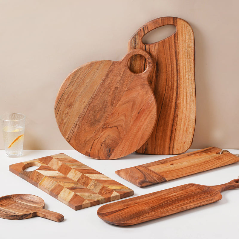 Farmhouse Round Wooden Platter 15 Inch - Cheese board, serving platter, wooden platter | Plates for dining & home decor
