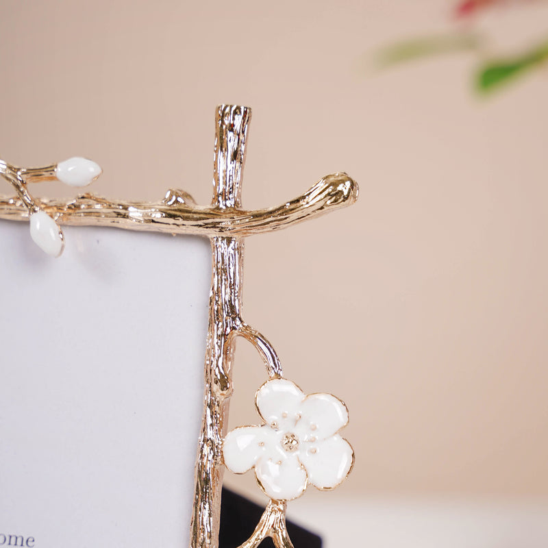 La Nature White Photo Frame Landscape - Picture frames and photo frames online | Living room decoration items