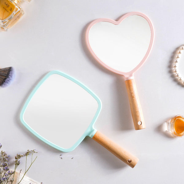 Beauty Heart Handheld Mirror Pink