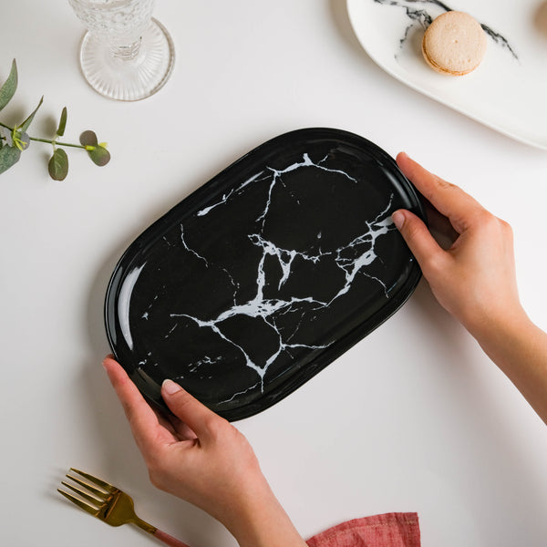 Marble Patterned Black Oval Platter 10 Inch