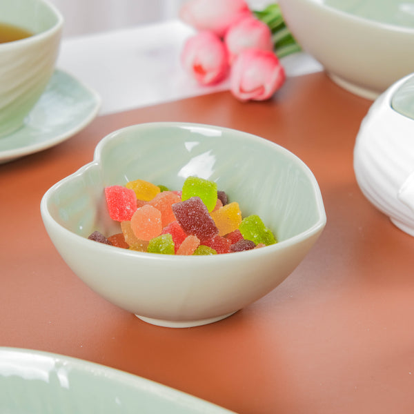 Taro Leaf Snack Bowl Small 300 ml - Bowl,ceramic bowl, snack bowls, curry bowl, popcorn bowls | Bowls for dining table & home decor