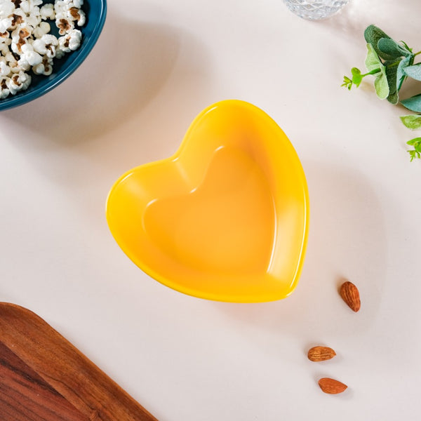 Hearty Ceramic Bakeware Small Yellow 6 Inch