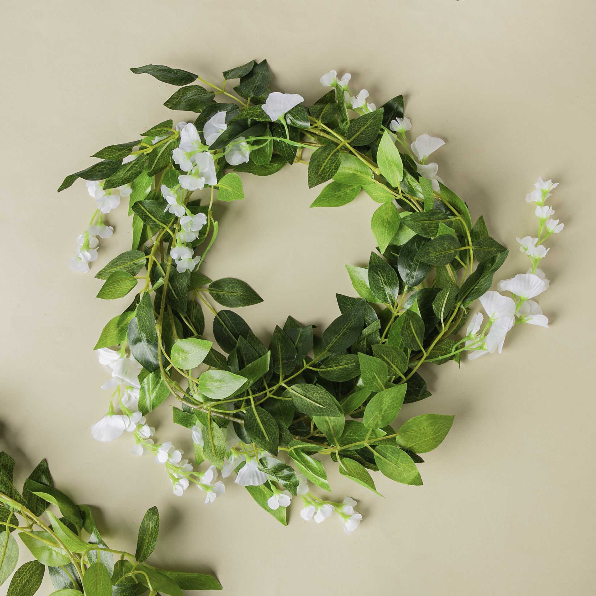 Party Floral Decor Vine Snow White
