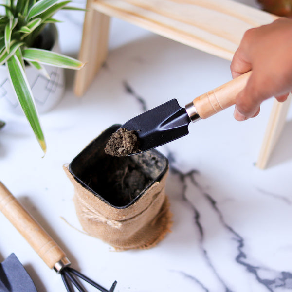 Planter Tools