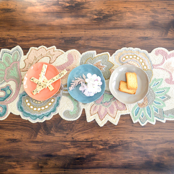 Beads Pastel Flower Runner