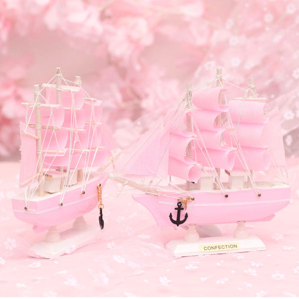 Boat Showpiece
