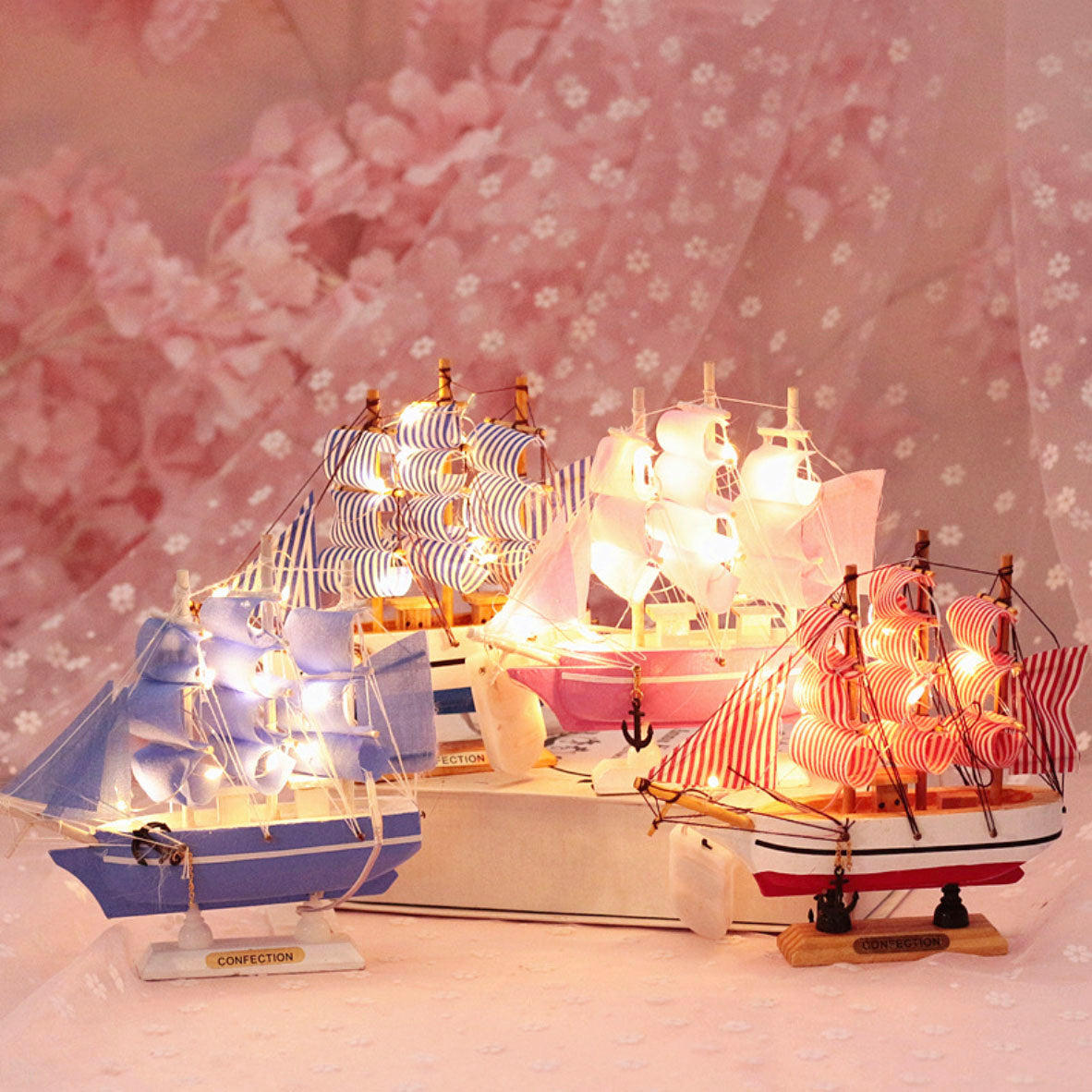 Boat Showpiece