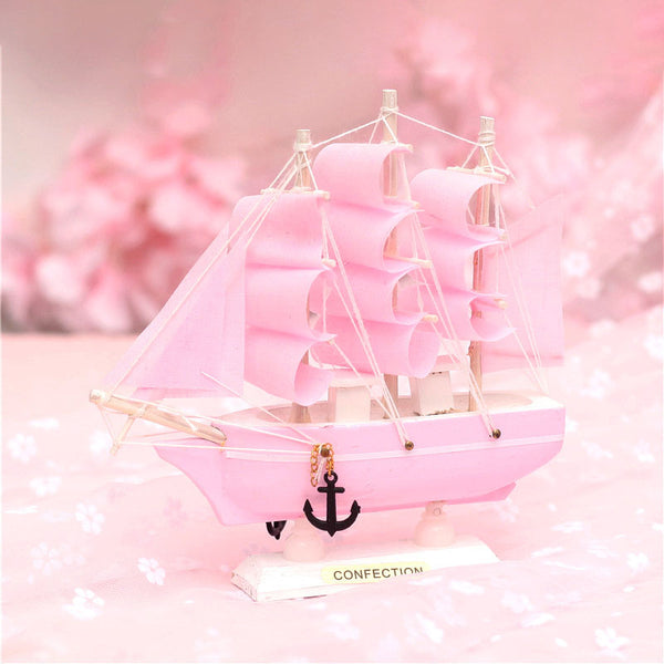 Boat Showpiece