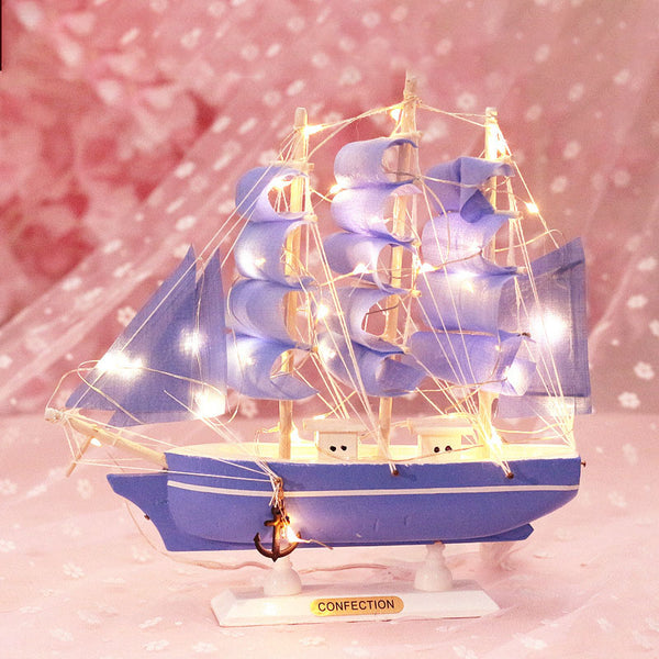Boat Showpiece