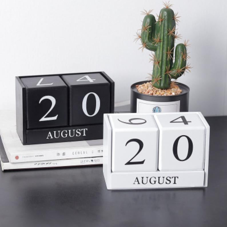 Desk Calendar
