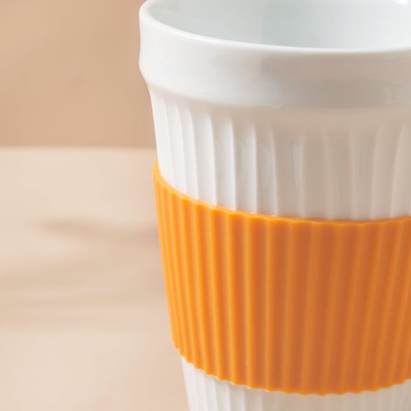 White Ribbed Drinkware With Silicone Band 400 ml