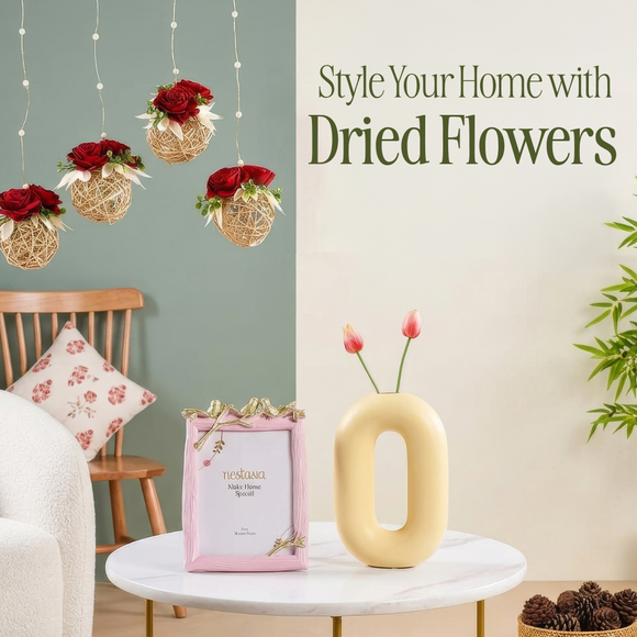 home decoration with dried flowers