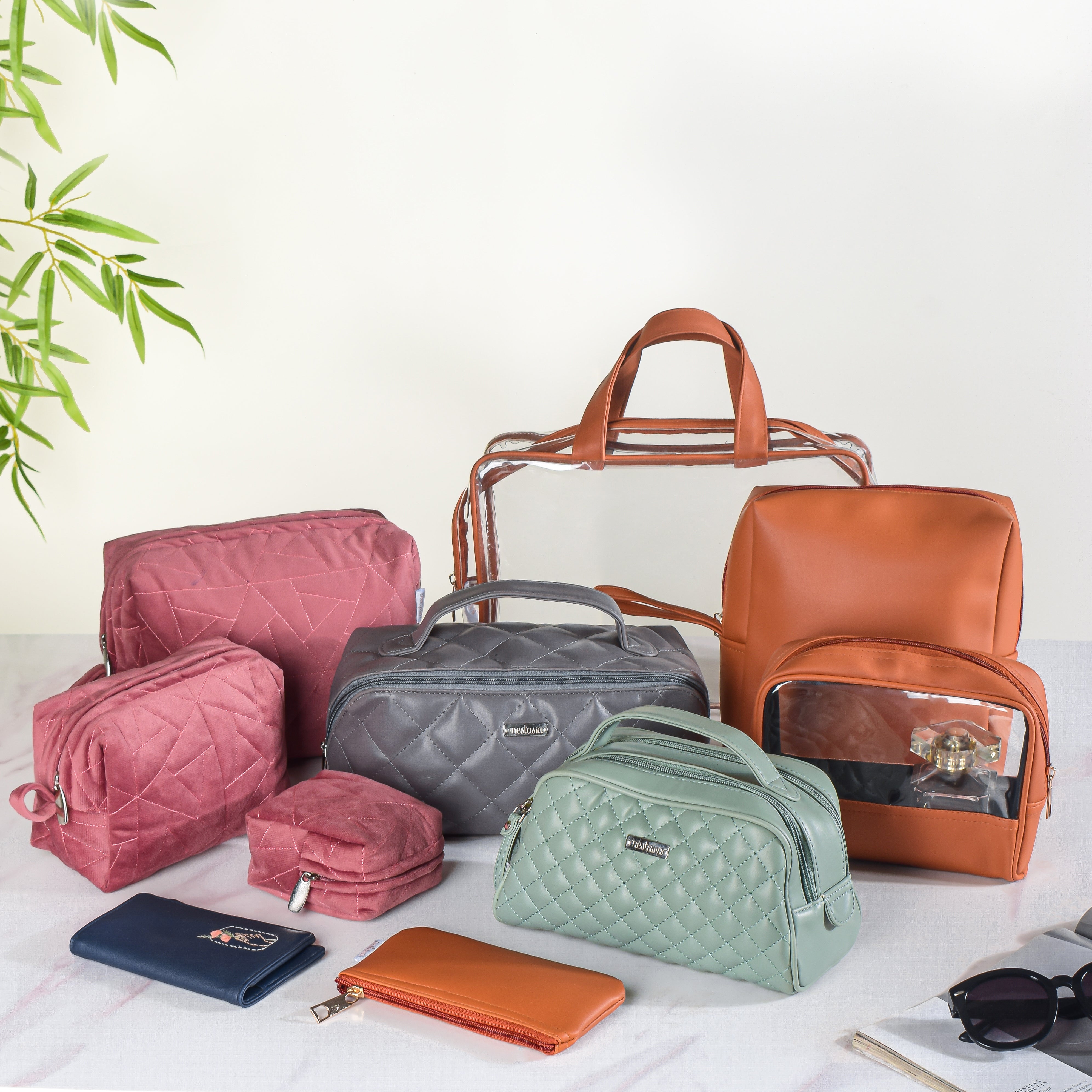 Guess Handbags, Wallets and Travel Bags