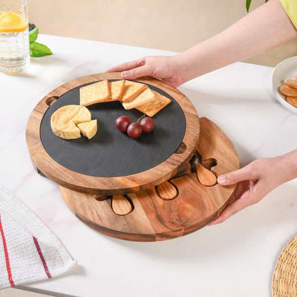 Round Wooden Charcuterie Board With Cheese Knives