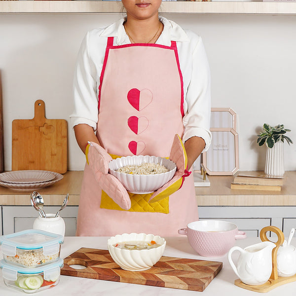 All Hearts Chef Apron With Mitten And Pot Holder