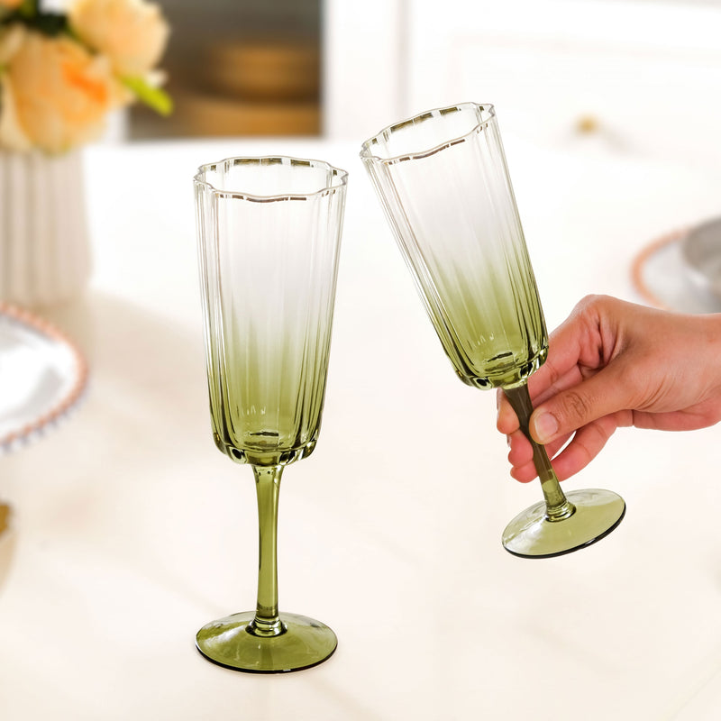 Aurora Ombre Fluted Champagne Glass Set Of 2 Green 220ml