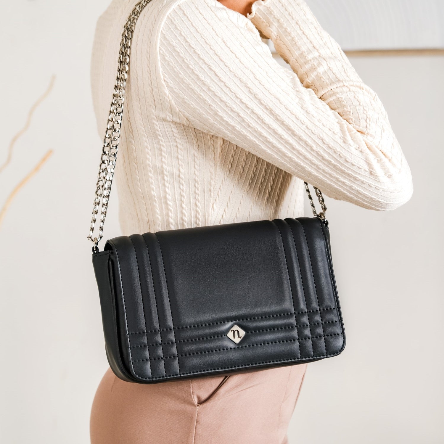 Must Have Classic Black Quilted Shoulder Bag Online - Premium Shoulder ...