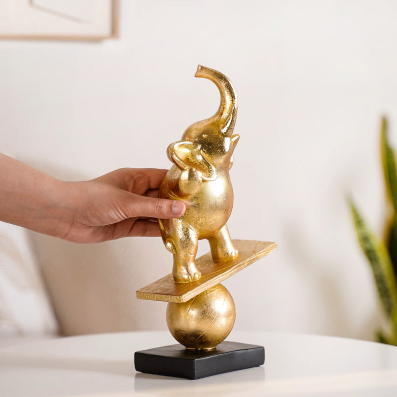 Balancing Elephant Desk Ornament