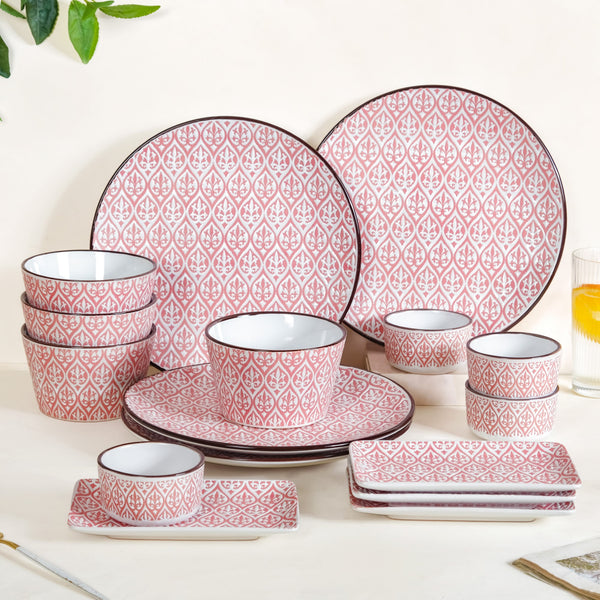 Baroque Pink 16 Piece Ceramic Dinner Set For 4