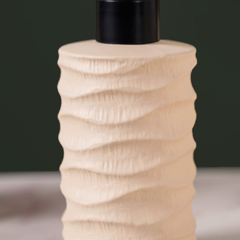 Wave Design Bathroom Accessories Set Of 3 Beige