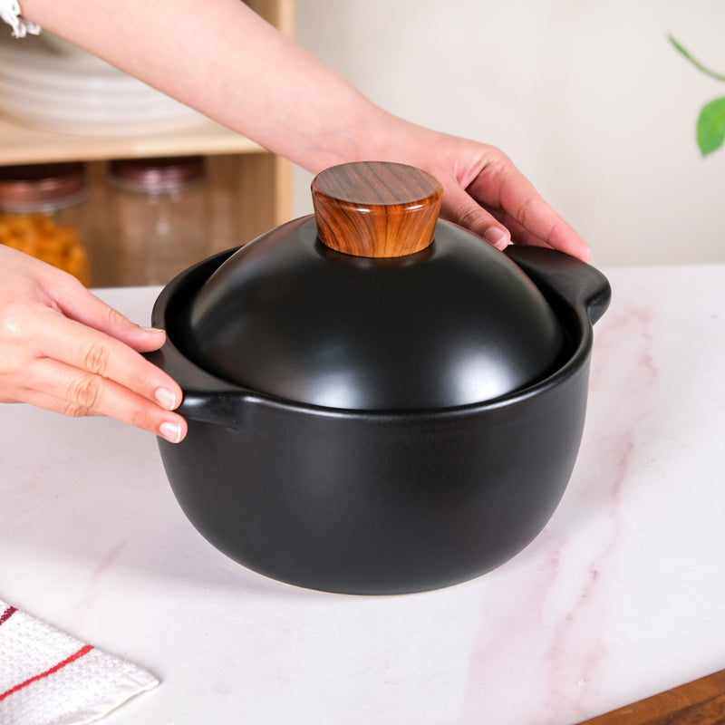 Black Ceramic Clay Pot For Cooking 2250ml