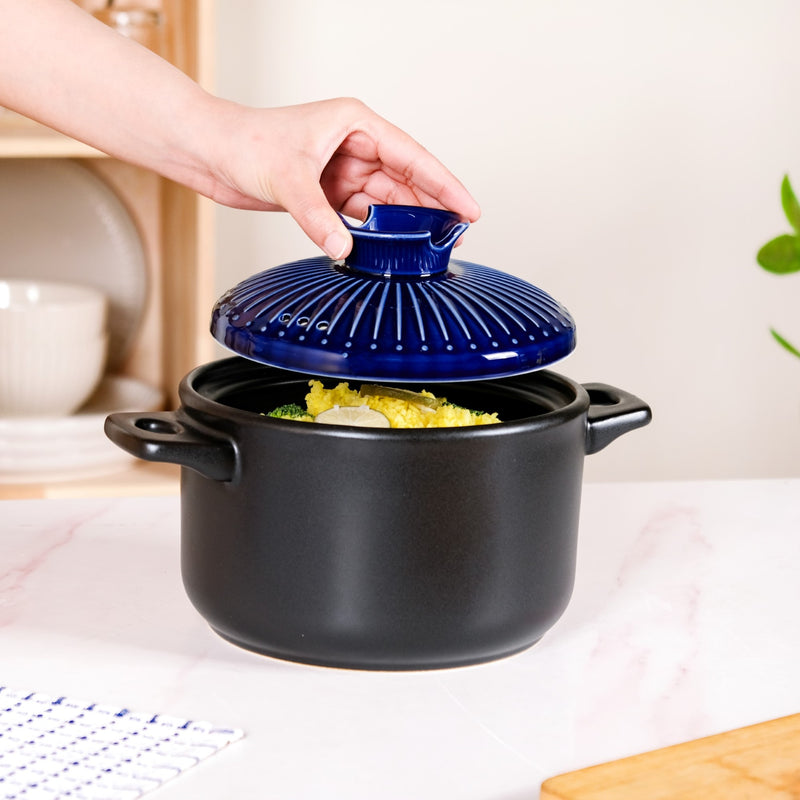 Black Ceramic Cooking Pot With Deep Blue Lid 3000ml