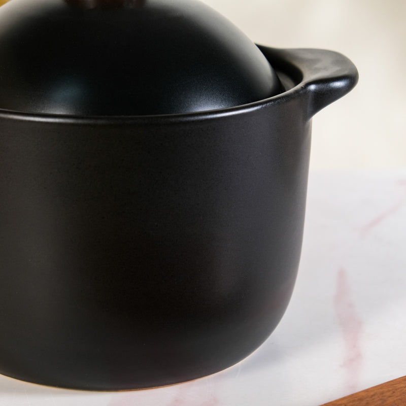 Black Glazed Cooking Pot With Lid 5700ml