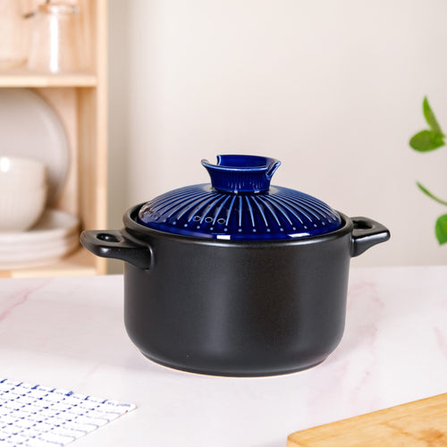Black Ceramic Cooking Pot With Deep Blue Lid 3000ml