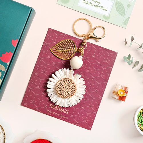 Blooming Daisy Keychain Charm Lumba Gift Set