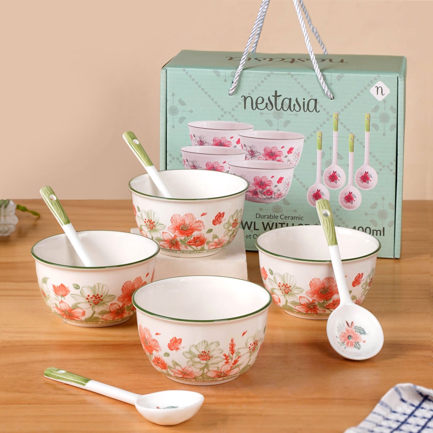 Set Of 4 Verona Soup Bowls With Spoons 400ml