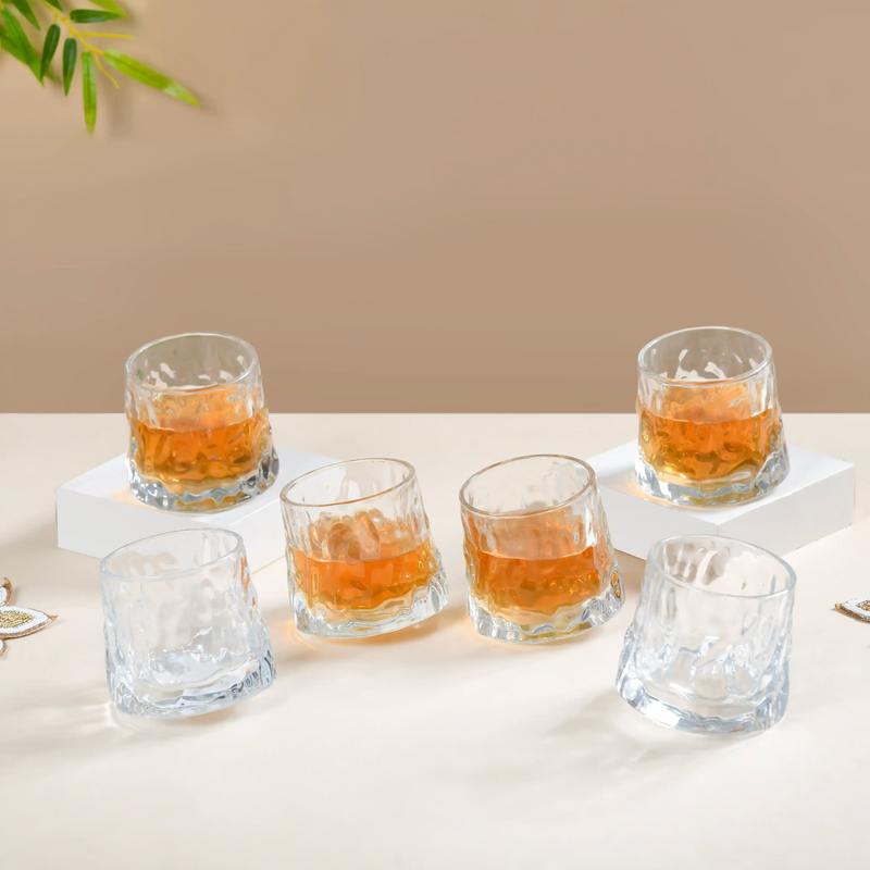 Games & Glasses Gift Set of 4