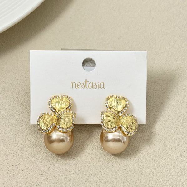 Bowed Pearl Drop Earrings Champagne