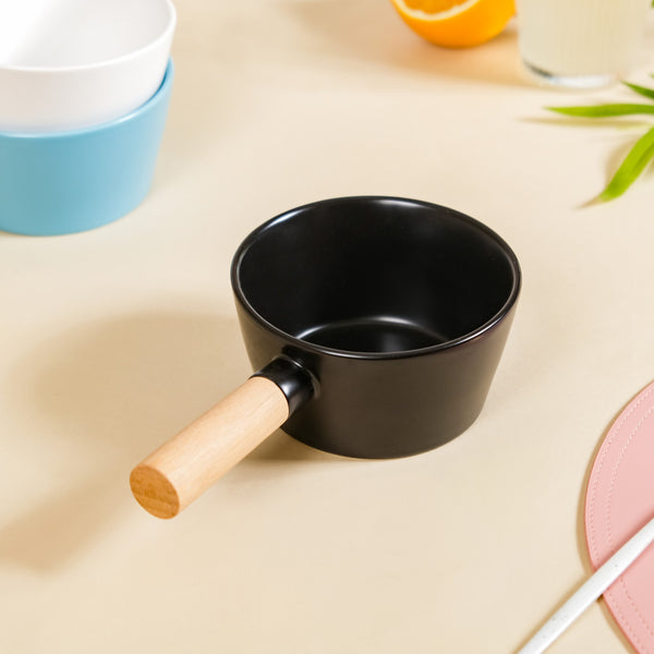 Ceramic Bowl With Handle Black 450 ml